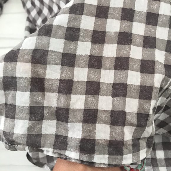 💕3 for $20!💕 Halogen Button Up Shirt - Picture 5 of 6